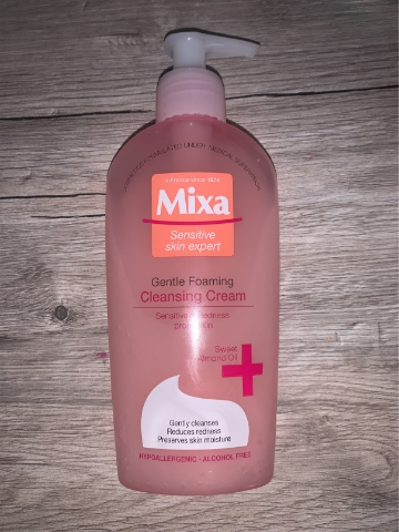 Mixa Anti-Redness jemný čistící pěnový gel pro citlivou pleť 200ml
