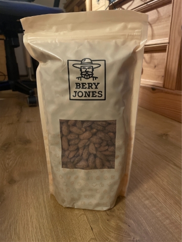 Bery Jones Mandle úzené 1 kg