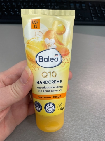 Balea Q10 krem na ruce s OF 15, 100 ml
