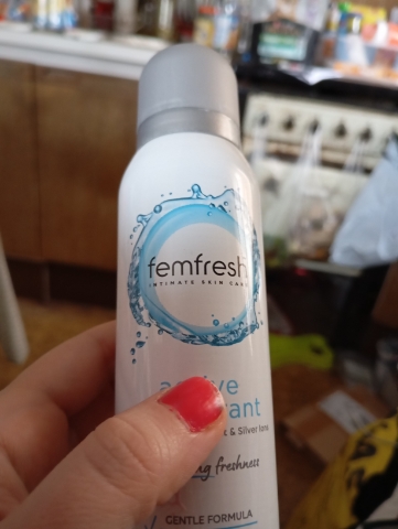 Femfresh Active intimní deodorant s ionty stříbra 125 ml