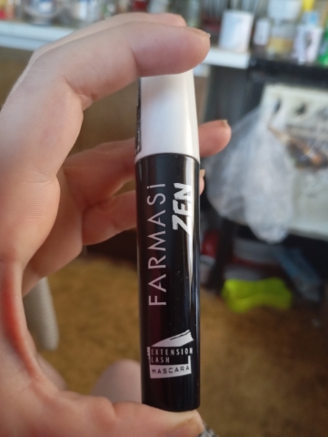 Farmasi Zen prodlužovací řasenka 8 ml černá